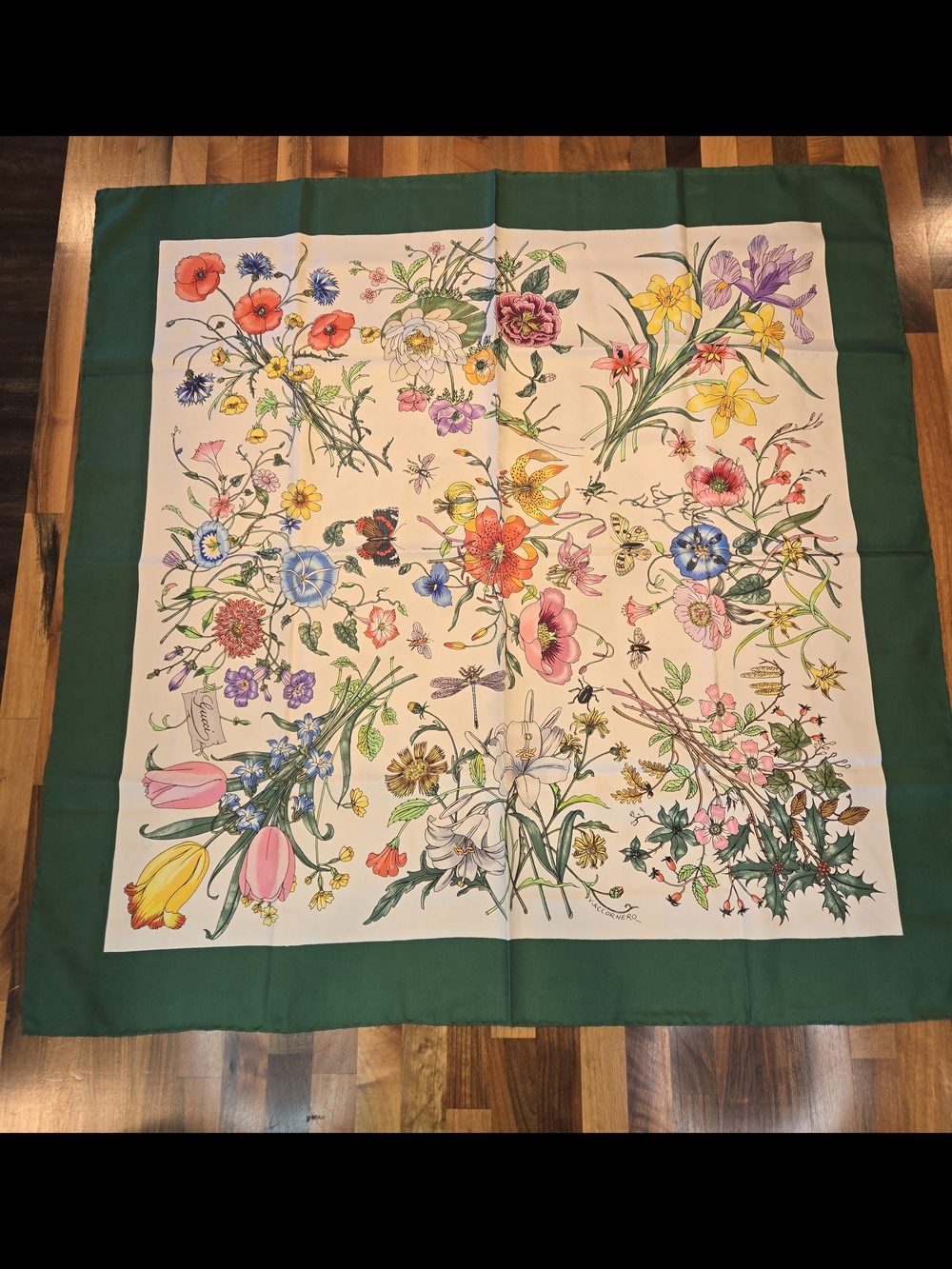 Gucci Flora Silk Scarf Vittorio Accornero Green Certified Authentic 90cm Carre